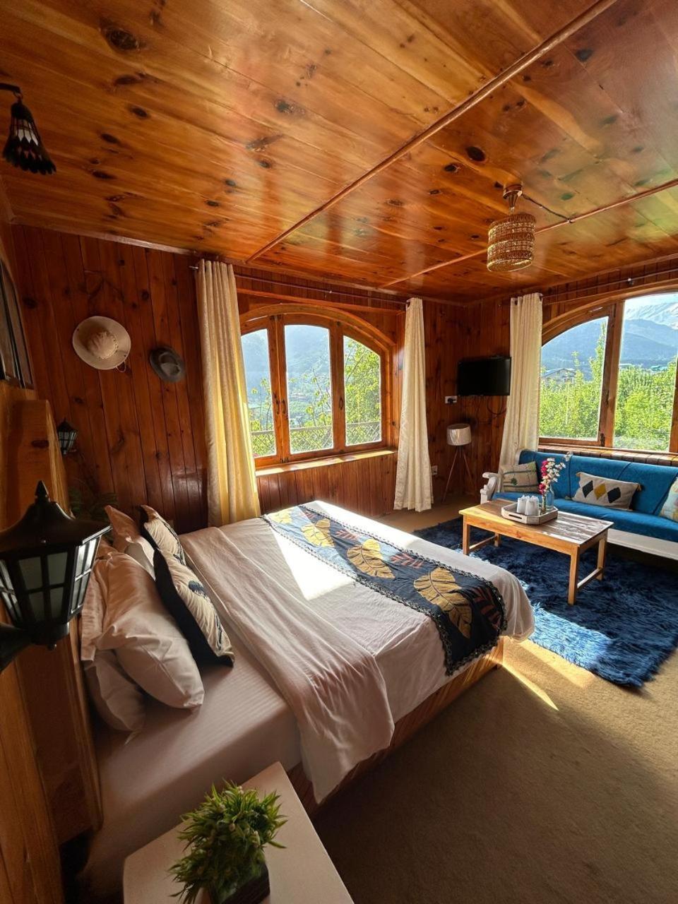 The Woodshed Villa Manāli Eksteriør billede