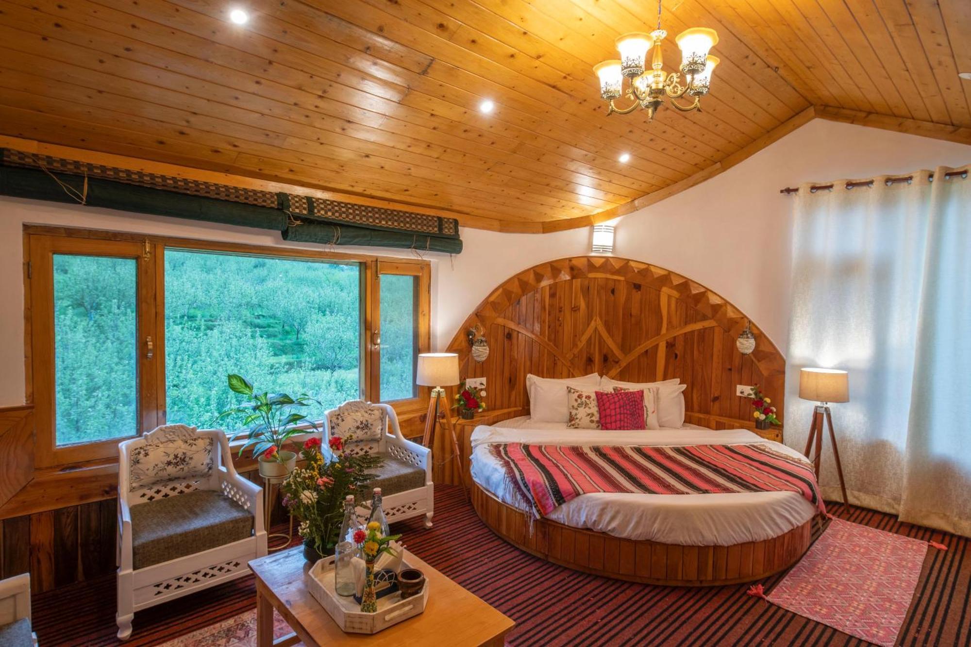 The Woodshed Villa Manāli Eksteriør billede